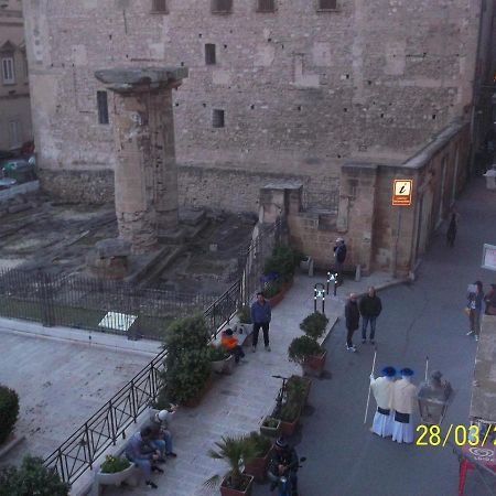 Camere Simili A Ostello Solo Per Uomini - Hostel-Like Rooms Only For Man Taranto Exterior foto